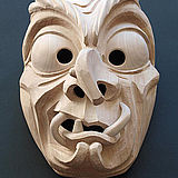 Entstehung einer Maske, vom Rohling bis zur fertigen Maske